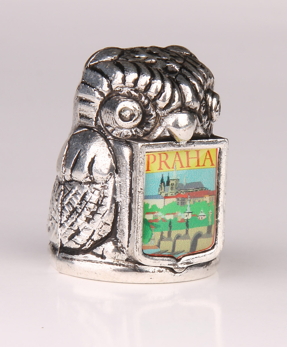 foto n�prstek - sova, s motivem Prahy